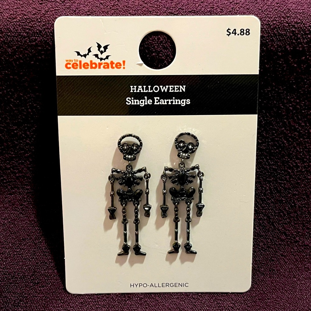 Earrings - Adorable Skeleton Earrings - Silver & Black - New With Tags